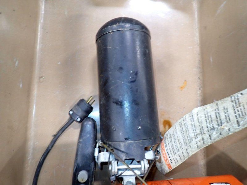 CM 1/2 TON HOIST  -  WF