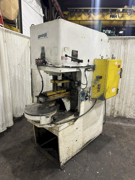 35 TON DENISON HYDRAULIC C FRAME PRESS: STOCK #77660