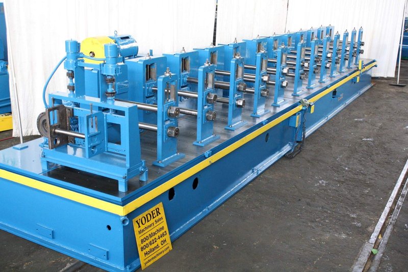 12 STAND X 2.5&#039; X 24&#039; BRADBURY ROLLFORMER: STOCK #64205