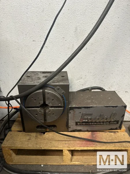 Fadal VMC-40 CNC Vertical Machining Center, 1993 w/ Fadal Rotary Table