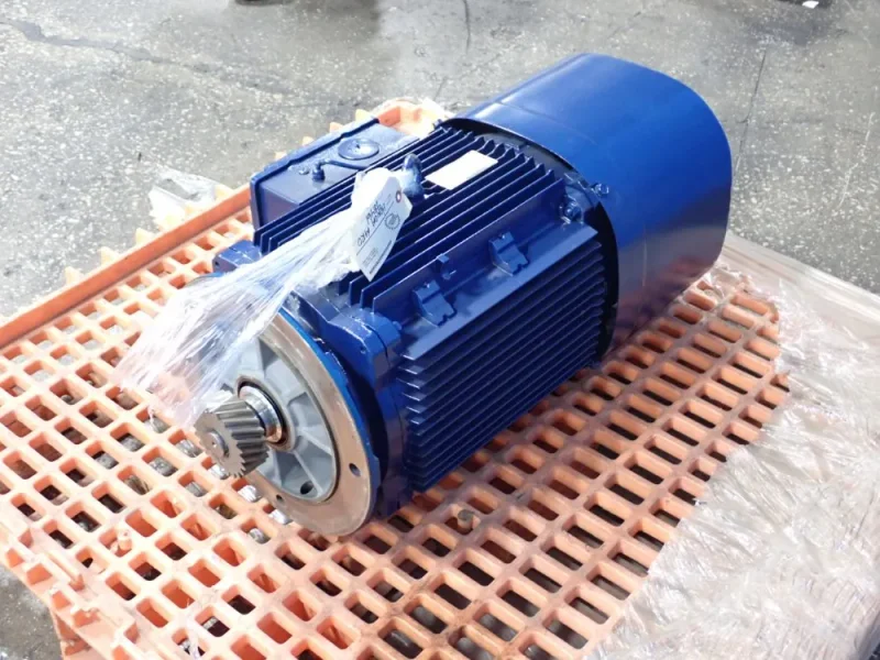 SEW EURODRIVE 30 HP GEAR MOTOR  -  DRN180L4/BE30HR-FG