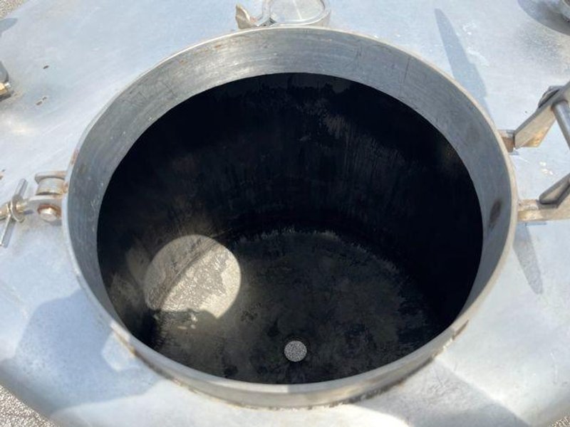PORTABLE STAINLESS STEEL TANK
