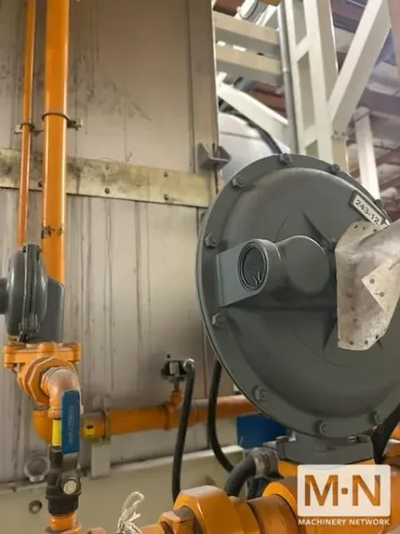 3 ARM MCNEILL MODEL 1500-64 ROTATIONAL MOLDING MACHINE