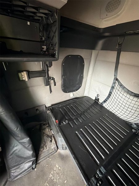 2020 Freightliner Cascadia 1FUJHHDV0LLLC1688