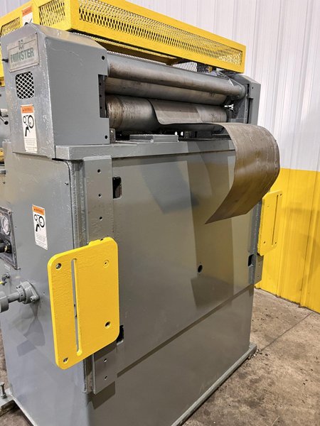 32" X .125" MINSTER MODEL #MEF5-32S SERVO FEED WITH COE MODEL BG-2 CONTROL: YOBRO #24235