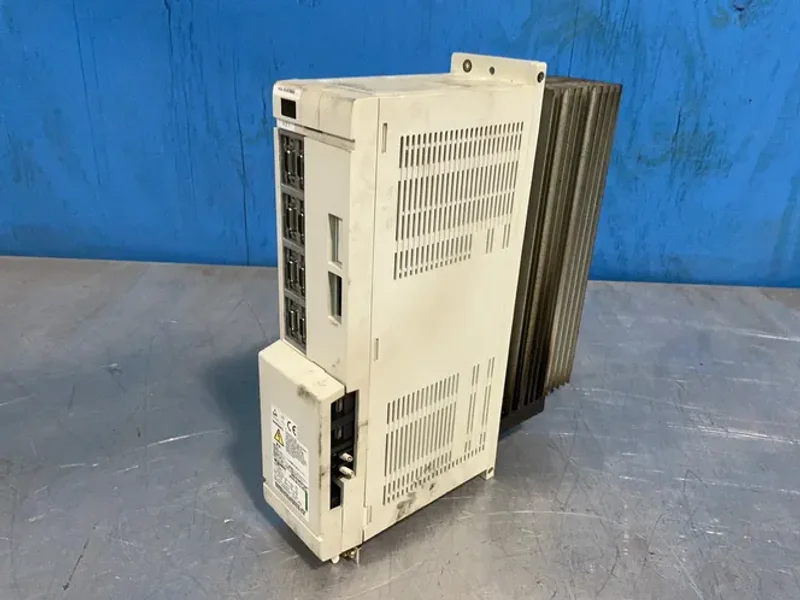 MITSUBISHI ELECTRIC SERVO DRIVE UNIT   -  MDS-B-V2-3535
