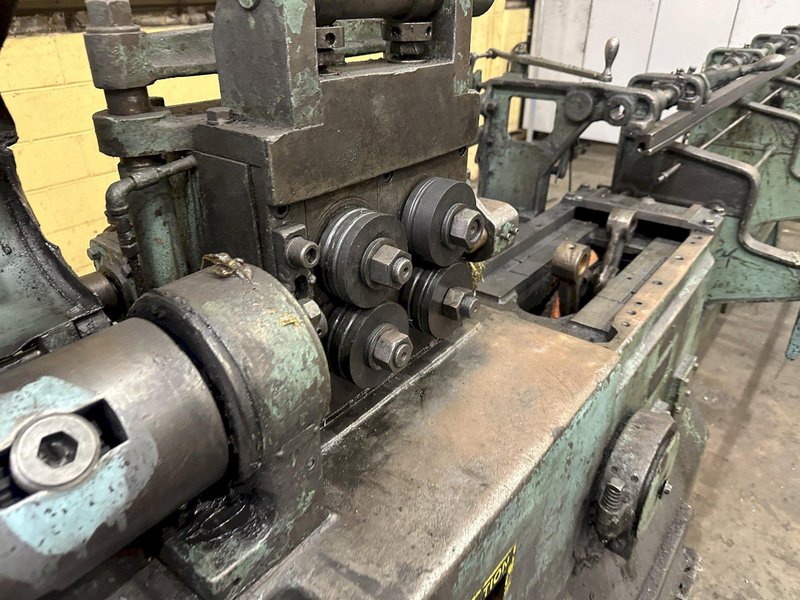 LEWIS MODEL #8F TRAVEL CUT WIRE STRAIGHTENER: STOCK #78955