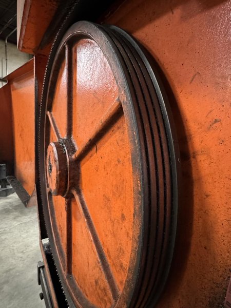 20″ x 40″ Cosen Horizontal Bandsaw SH1000F, 2013