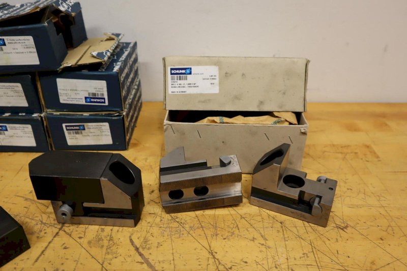 Schunk BWTJ-K305-21 Quick Change 3-Jaw Chuck Base Jaws with (9) Sets of BWW 250 Steel Jaws *** Appear to Have Little to No Use***- Auction Item