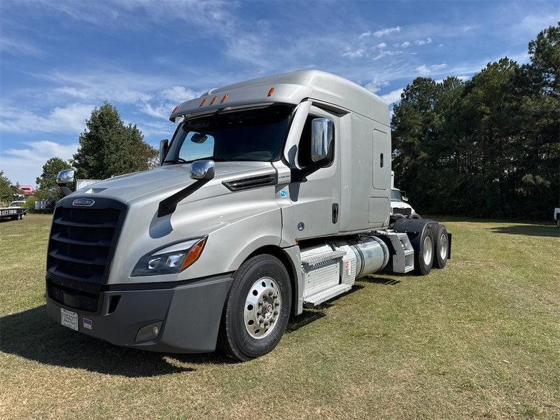 2020 Freightliner Cascadia 126 1FUJHHDV9LLMA8506
