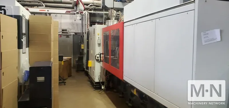 350 TON 53 OZ FERROMATIK MILACRON MODEL KTEC350 INJCTION MOLDER MFG 2013
