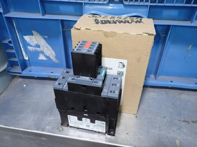 SIEMENS ACTUATOR  -  3RT2036-1KB44-3MA0