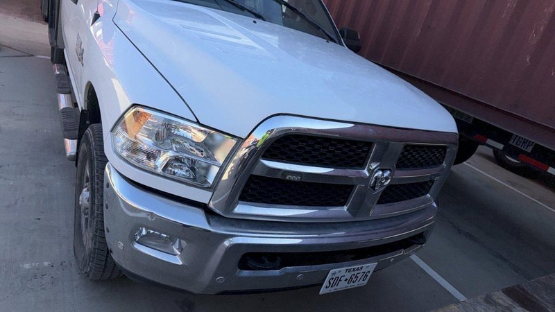 2018 Ram 2500 Crew Cab Utility Truck with Service Body – 4×4 Work Truck, Contractor Bed, Tool Compartments, Heavy-Duty Pickup