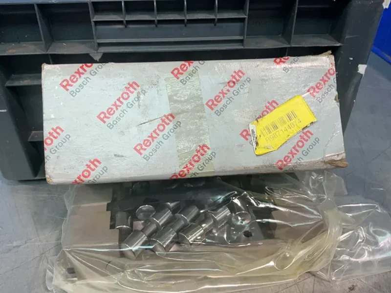 REXROTH TYCHOWAY BEARING   -  R987144874