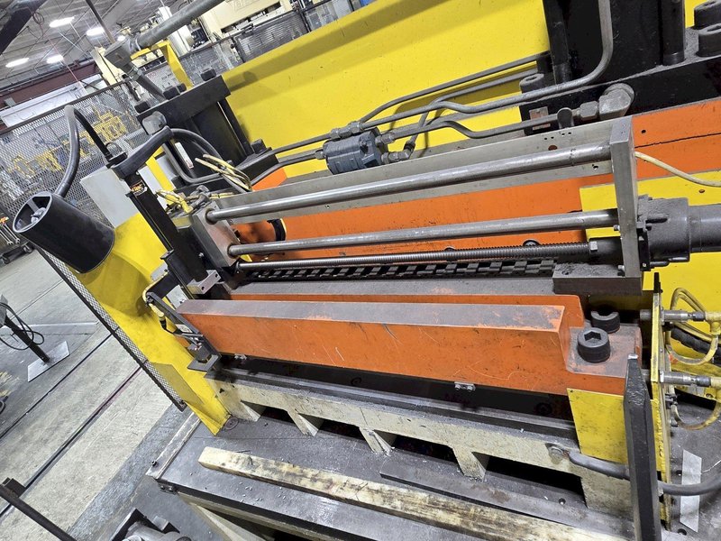 KENT COIL SHEAR END WELDER W/ MILLER SUPPLY: YOBRO #24928