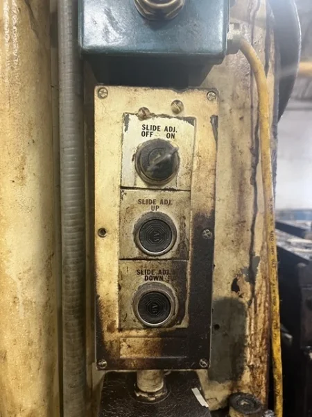 MINSTER 300 TON "HEVISTAMPER" 54X36 SSDC PRESS, S/N E2-300-21320, STOCK#...