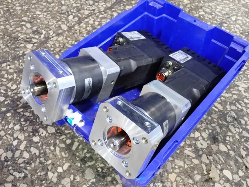 Schucker 3000 Rpm Servo Motors - 80450.000033