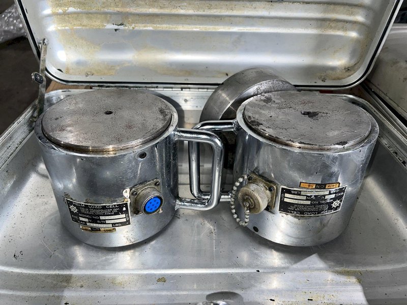 (2) 250 TON HELM MODEL #LC250T TRANSDUCER LOAD CELL INDICATORS: STOCK #16896