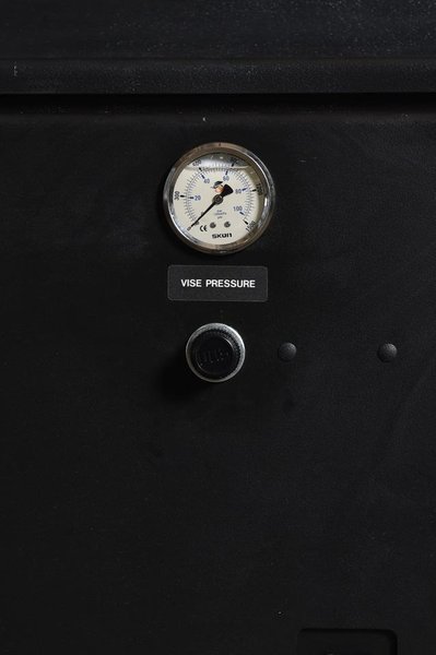 NEW 20"H x 30"W HYD-MECH MODEL M-20A-120 AUTOMATIC HORIZONTAL PIVOT BAND SAW
