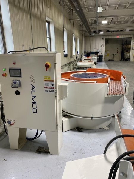 Almco SBB-12 Spiral Bottom Bowl Finisher, 2023 – Low Hours, Heavy Duty Deburring System, Production Finishing