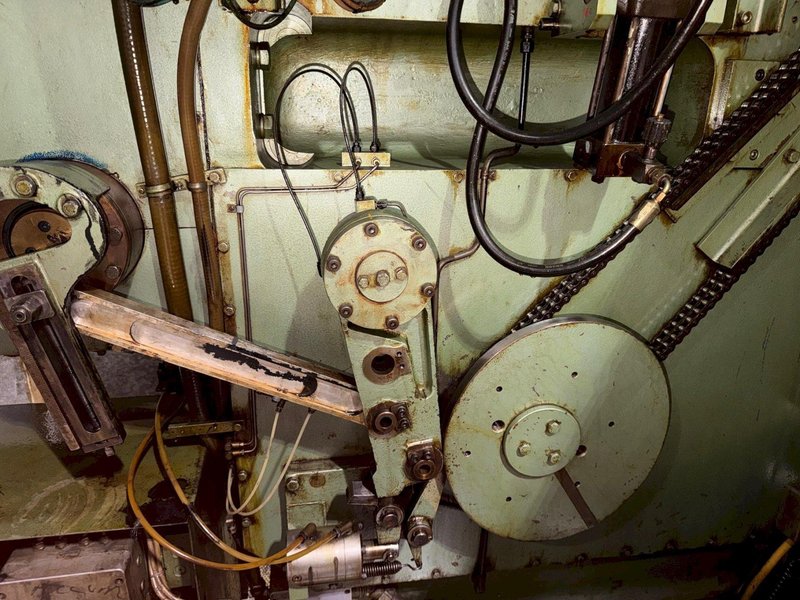 Nedschroef Model HBV-3 4 Die Progressive Header