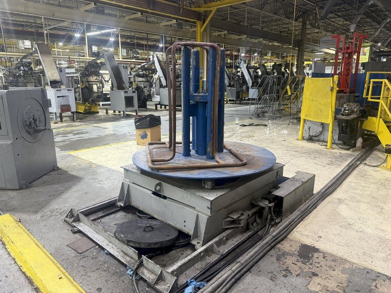 10,000 LBS WIRE COIL PAYOFF UNCOILER WITH HYDRAULIC TILT TABLE : YOBRO #26074