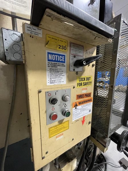88 Ton x 8′ Amada RG 80 Press Brake, 1982 – Tooling, Backgauge