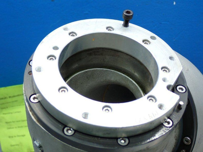 FANUC P-250 ROBOT WRIST ASSEMBLY  -  EO-5133-012-000