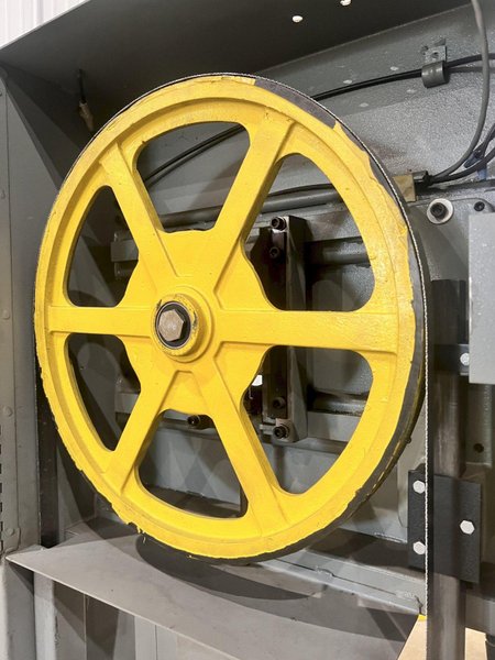 20" DAKE PARMA TRADEMASTER VERTICAL BANDSAW: STOCK #21091