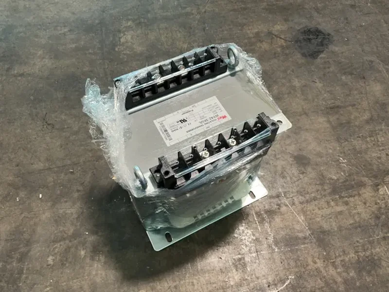 WYES 3 KVA ISOLATING TRANSFORMER   -  WY42-3KUL