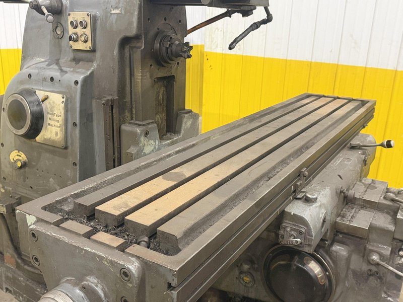 #4 CINCINNATI MILACRON MODEL #415-16 PLAIN DIAL TYPE HORIZONTAL MILL: YOBRO #24825