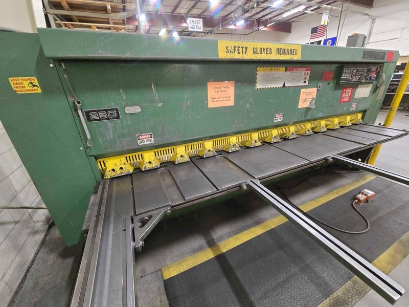 1/4″ x 12′ Cincinnati 250 Hydraulic Shear