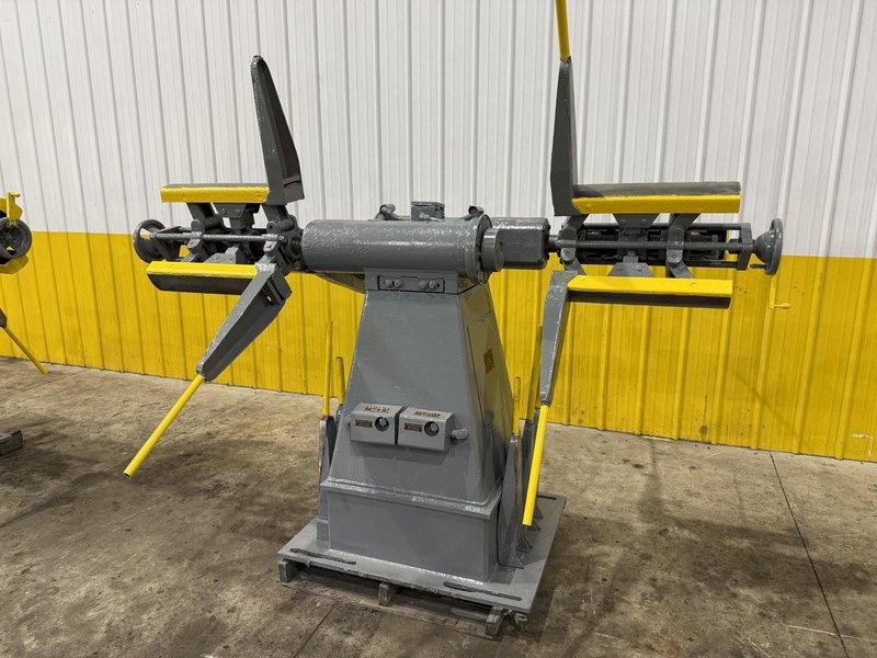 2500 LBS X 12&quot; COOPER WEYMOUTH DOUBLE END PULL-OFF COIL REEL UNCOILER: STOCK #22618