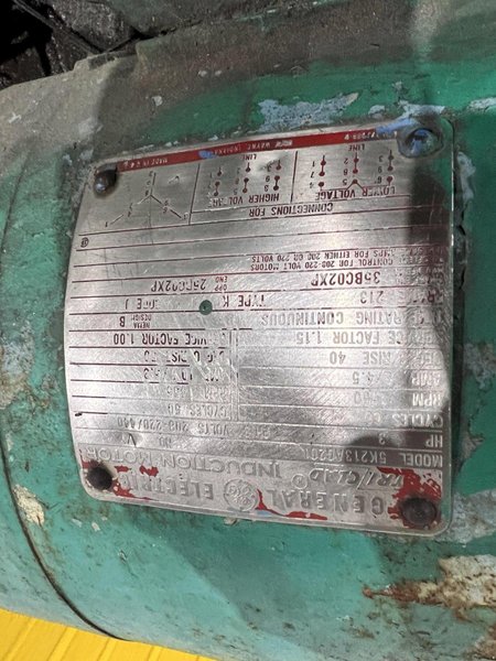 15,000 LB X 36” SECO POWERED UNCOILER COIL REEL, ON TRAVERSING BASE: STOCK #22957