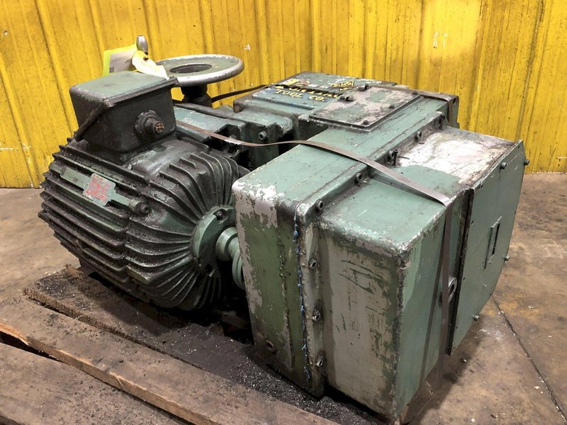 30 HP &amp; 50 TAPER PONTIAC MODEL MH30-TR7 VERTICAL MILLING HEAD: STOCK #13207