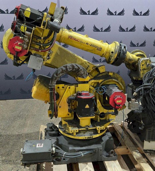 FANUC R-2000IB/210F + R30IB ROBOT ARM AND CONTROL CABINET USED