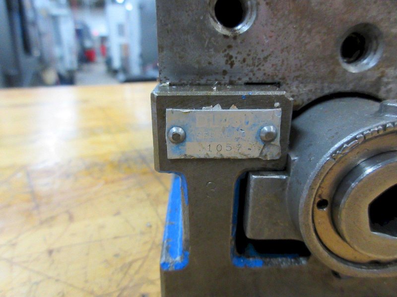 Kurt DL430 4&quot; Double Lock Machine Vise with Handle- Auction Item