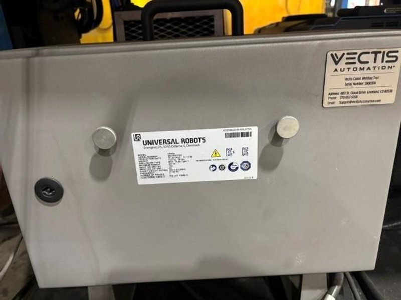 Vectis UR10e Collaborative Welding Robot, 2023