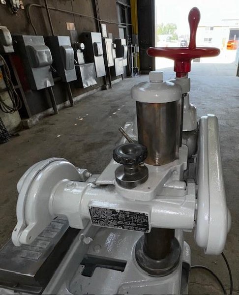 DELTA MILWAUKEE TOOL M AKER SURFACE GRINDER STOCK #3742