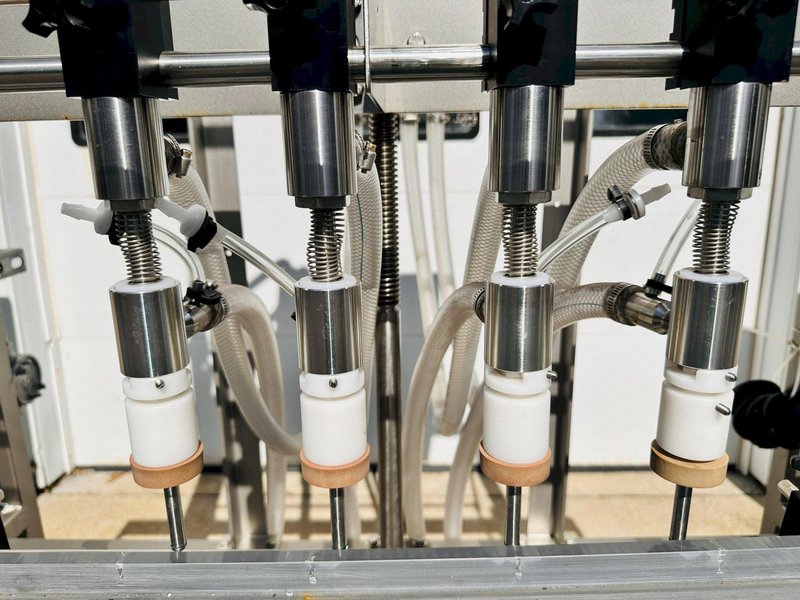 Cozzoli IFLM Four Headed Filler ||  Inline Fill-To-Level  ||  Manual Filler