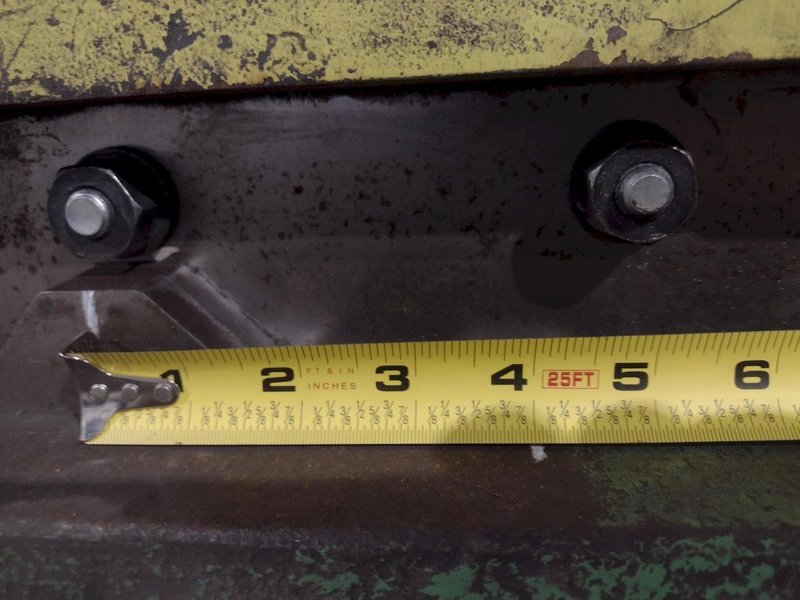 36" WIDE R-PANEL PROFILE HYDRAULIC CROP SHEAR: STOCK #19240