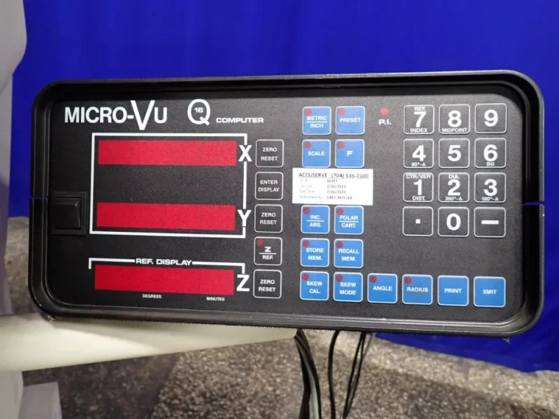 MICRO-VU OPTICAL COMPARATOR  -  SPECTRA / M1030432