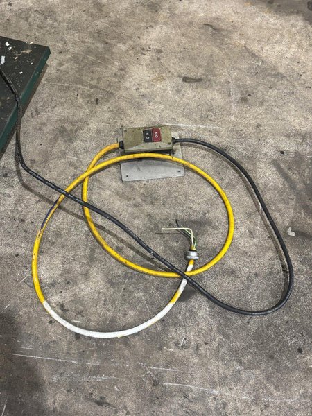 2 HP GRIZZLY DUST COLLECTOR 2005: YOBRO #24678