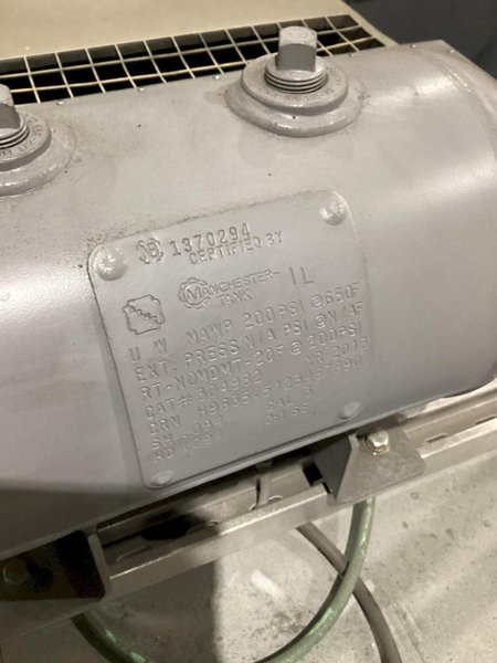 AIR QUALITY ENGINEERING AQE4000 FUME EXTRACTOR USED