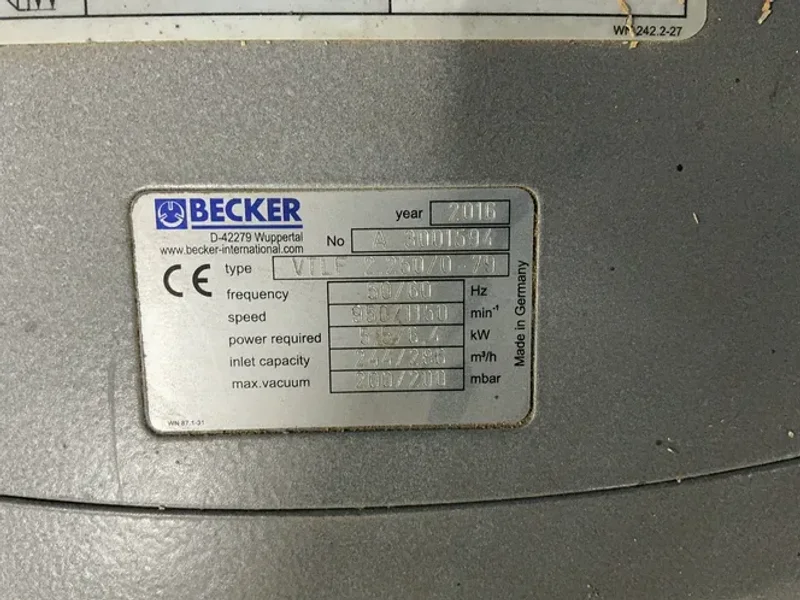 BECKER 5.5 / 6.4 KW ROTARY VANE VACUUM PUMP  -  VTLF2.250/0-79