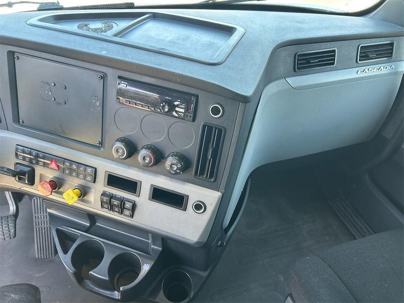 2019 Freightliner Cascadia KK8173