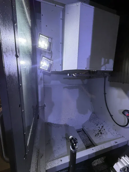 2020 HAAS UMC-1000SS | Machining Centers, Horizontal, (5-Axis or More)