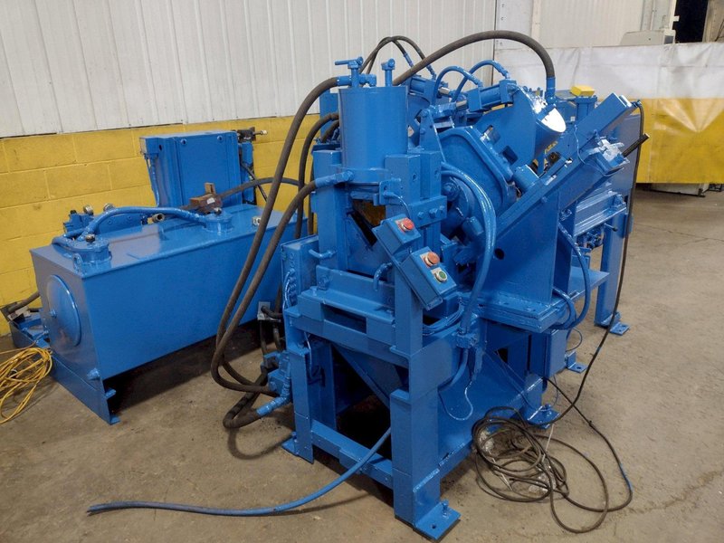 6&quot; x 6&quot; ANGLE - CONTROLLED AUTOMATION FABRILINE AUTOMATIC PUNCH AND SHEAR ANGLE LINE: STOCK #16465
