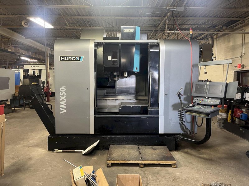 Hurco Model VMX i /50T Vertical Machining Center. (2018)