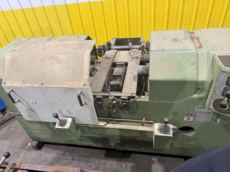 2001 BERCO PT250 TRACK PRESS WITH WTC ELECTRIC IMPACT WRENCH &amp; CONVEYOR: YOBRO #24374